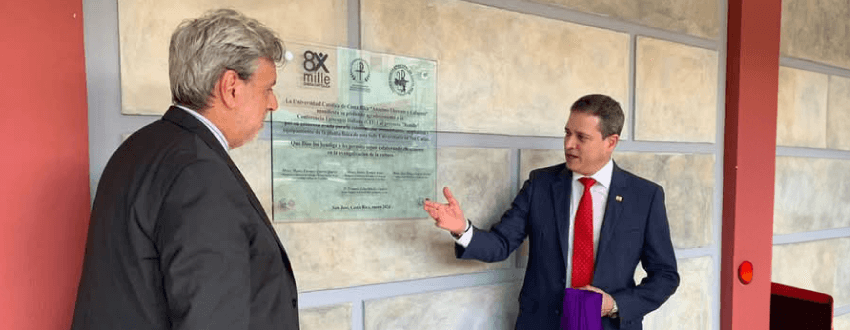 Gobierno de Italia otorga Reconocimiento al Dr. Fernando F. Sánchez Campos, Rector de la UCAT
