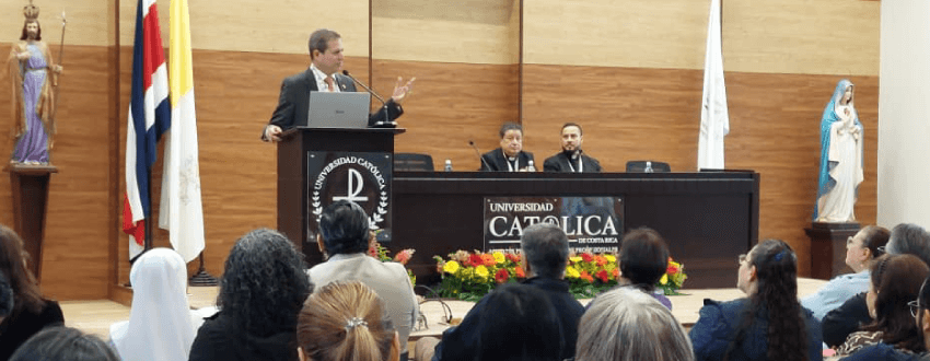 UCAT fue sede del Simposio Internacional Nicea: Fe y Catequesis 2025