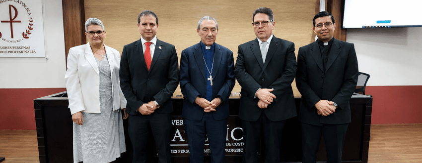 Obispos de la Conferencia Episcopal de Costa Rica presentan su Carta Pastoral “¡La paz esté con ustedes!” en la UCAT